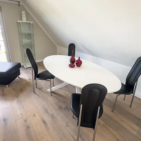 Stilvolle Dachgeschosswohnung Am Teutoburger Wald *