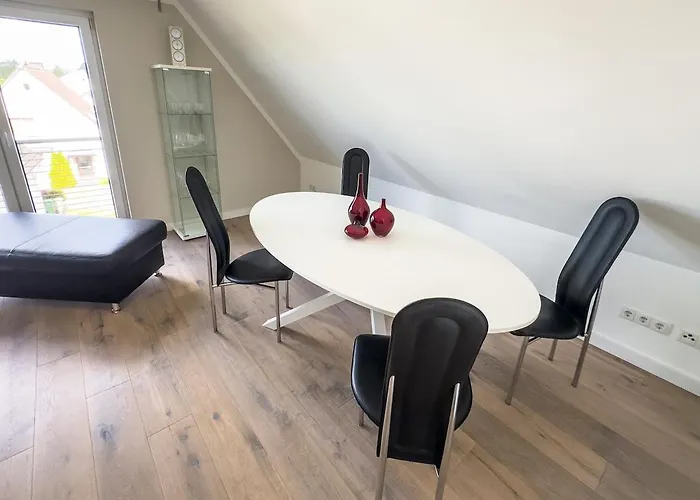 Stilvolle Dachgeschosswohnung Am Teutoburger Wald *